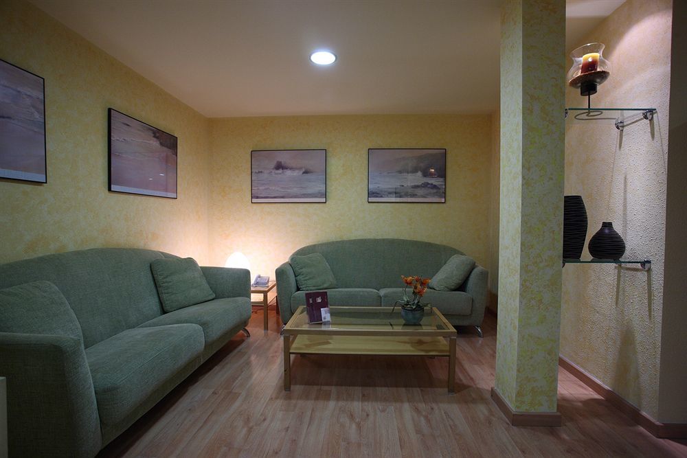 Hotel Real Лерида Екстериор снимка